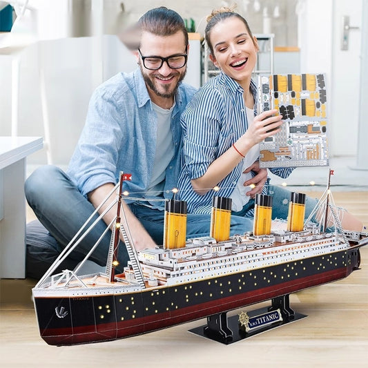 3D Paper Puzzle – Historic Ships (Titanic, Queen Anne’s Revenge, Flying Dutchman)