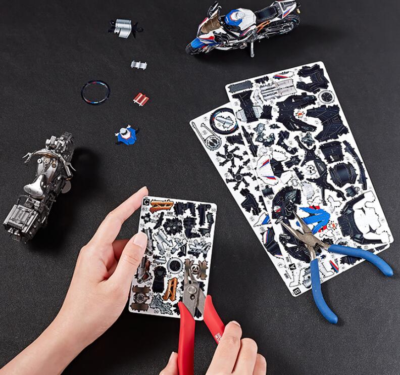 3D Metal Puzzle - Motorcycle Models 1:15 – S1000R and WLA1942