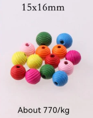 Wooden Beads Set – Painted Maple 12×13mm & 15×16mm (≈1,190 pcs)